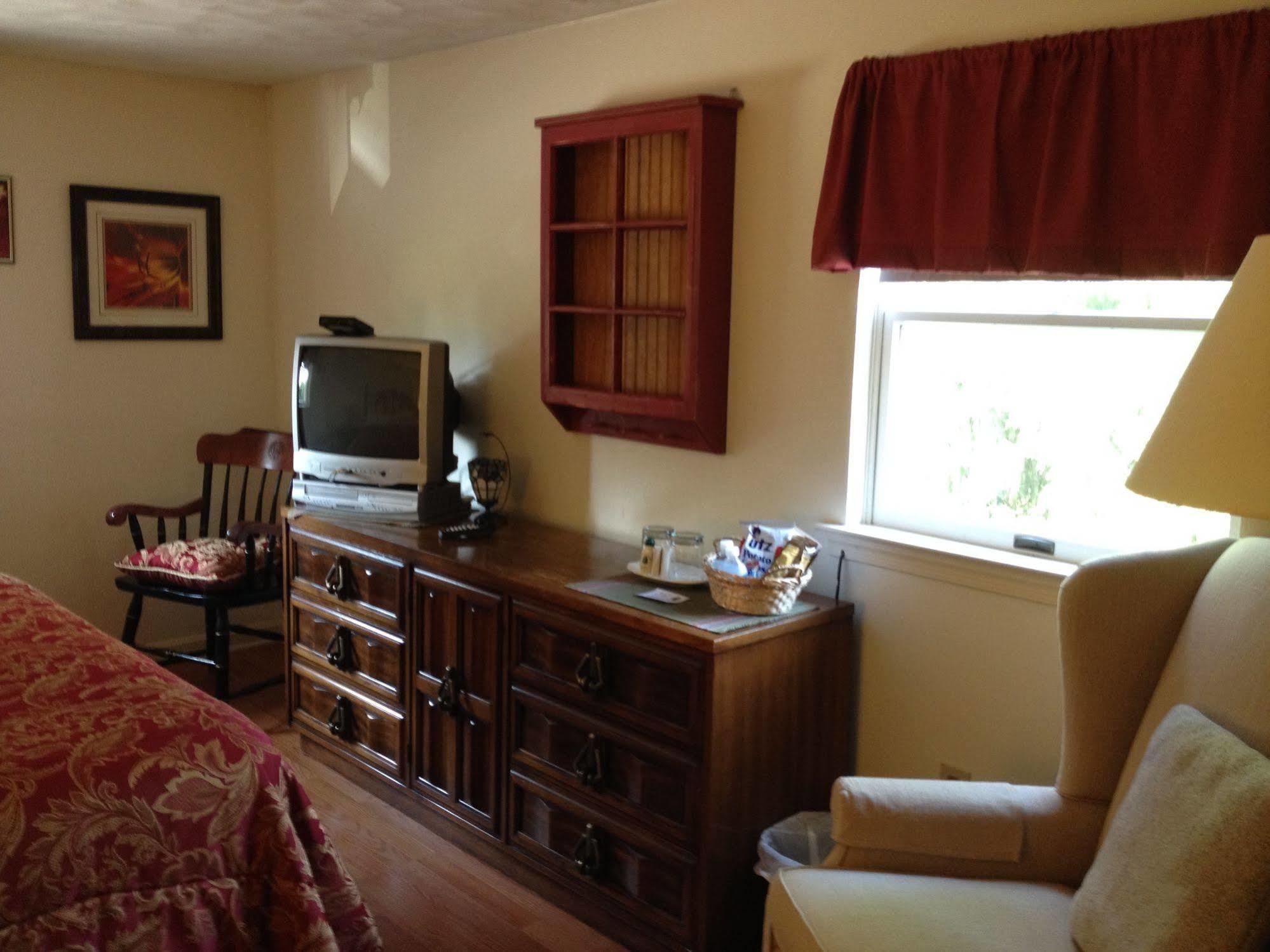 Red Lion Bed & Breakfast Exterior photo